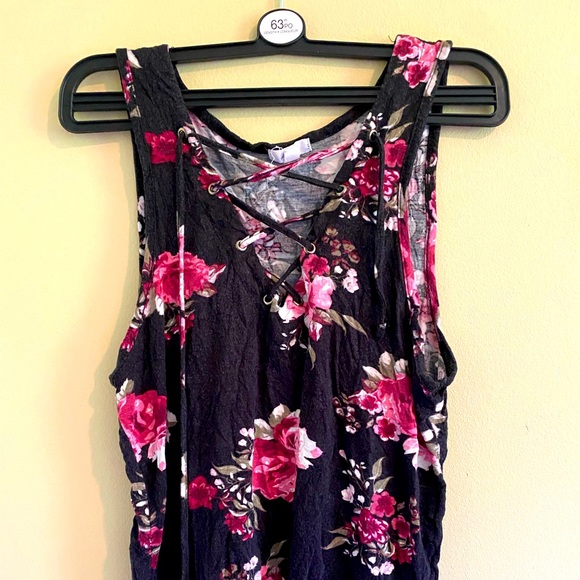 Flower shirt - Picture 1 of 5